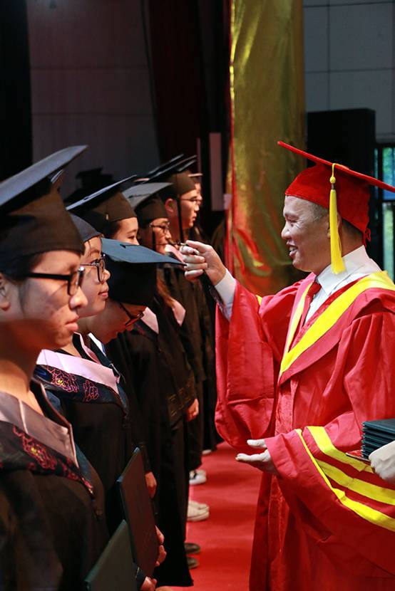 http://news.gzmu.edu.cn/_mediafile/xww/2015/06/29/2i5po64iv2.jpg